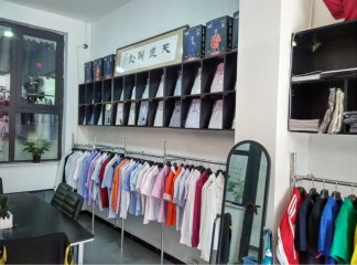 壹戰誠銘服裝樣品展廳